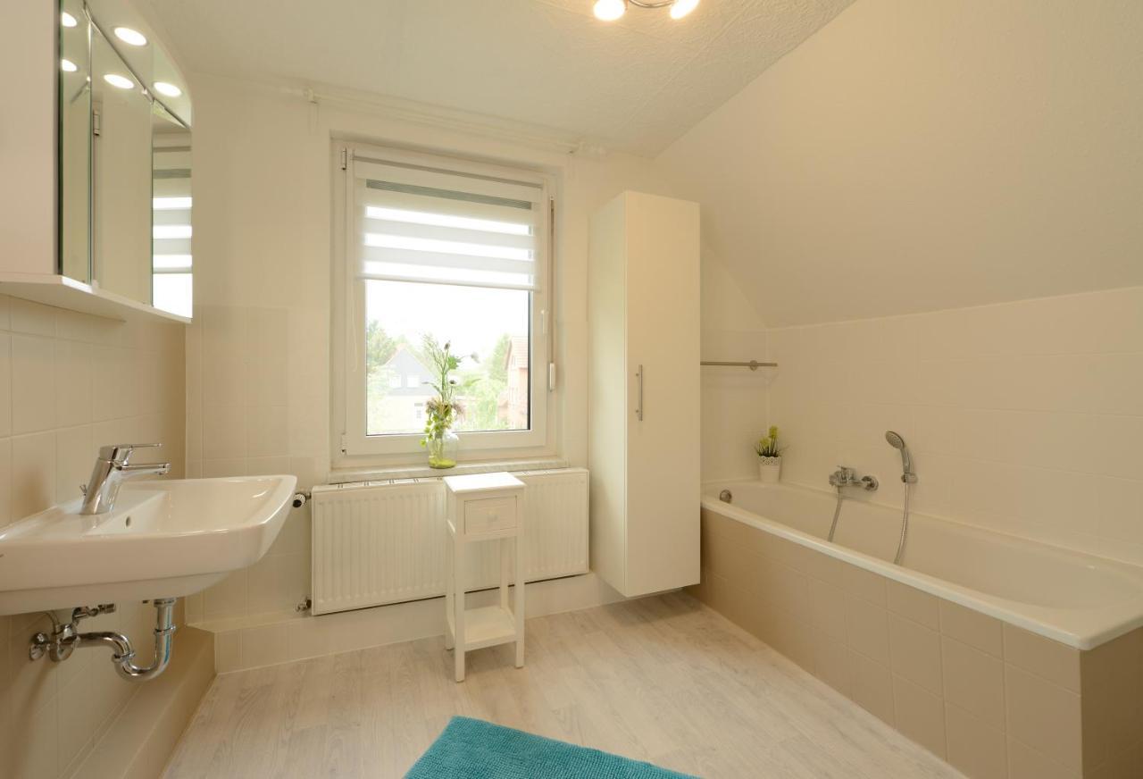 Ferienwohnung Seestern Fuer 6 Personen Mit Kamin & Terrasse Boltenhagen  Buitenkant foto